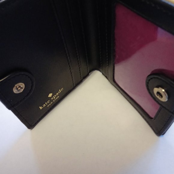 kate spade cream & black striped wallet - new/scuffed - Picture 4 of 14